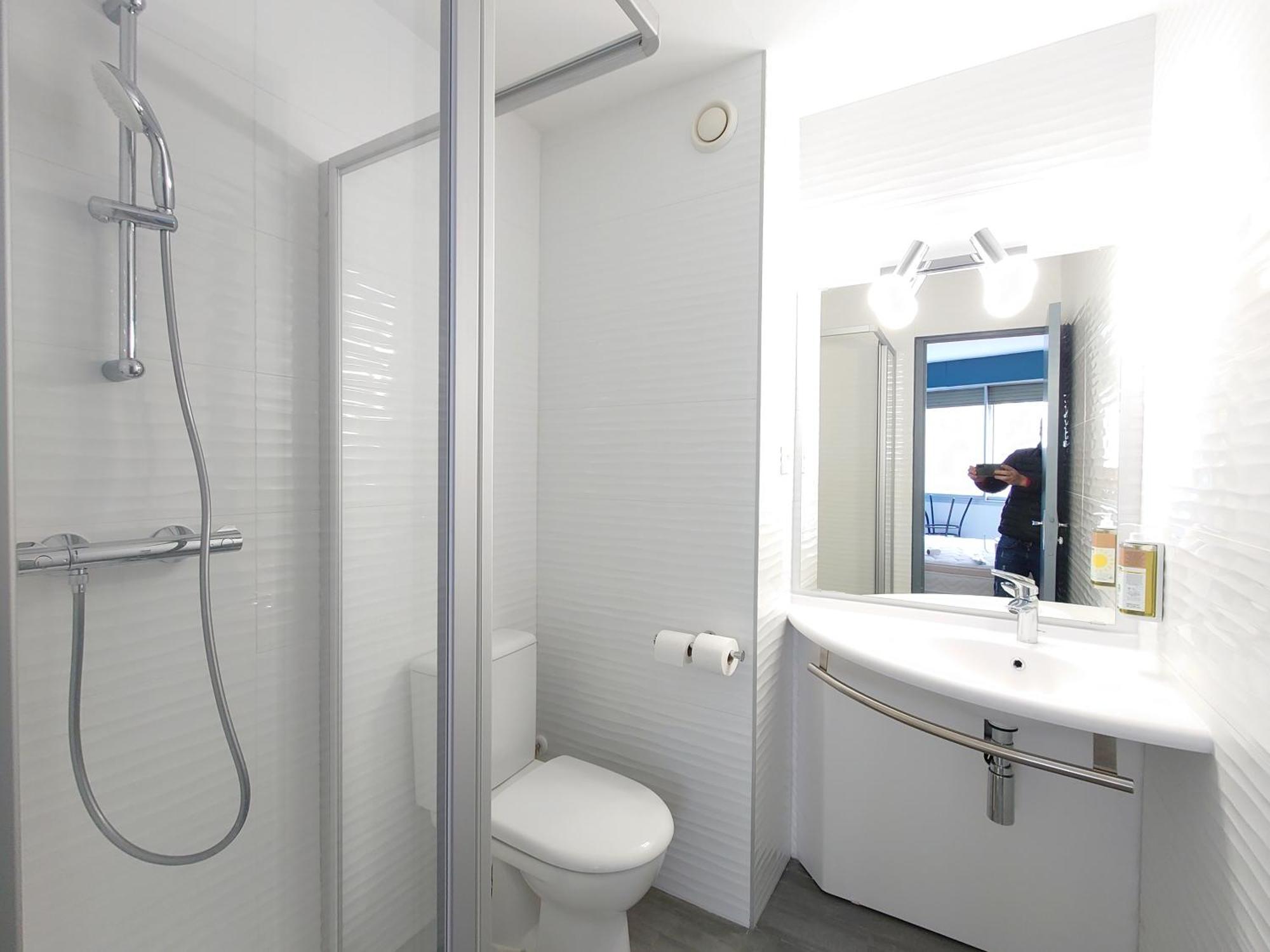 Greet Hotel Grenoble Centre Gare ภายนอก รูปภาพ