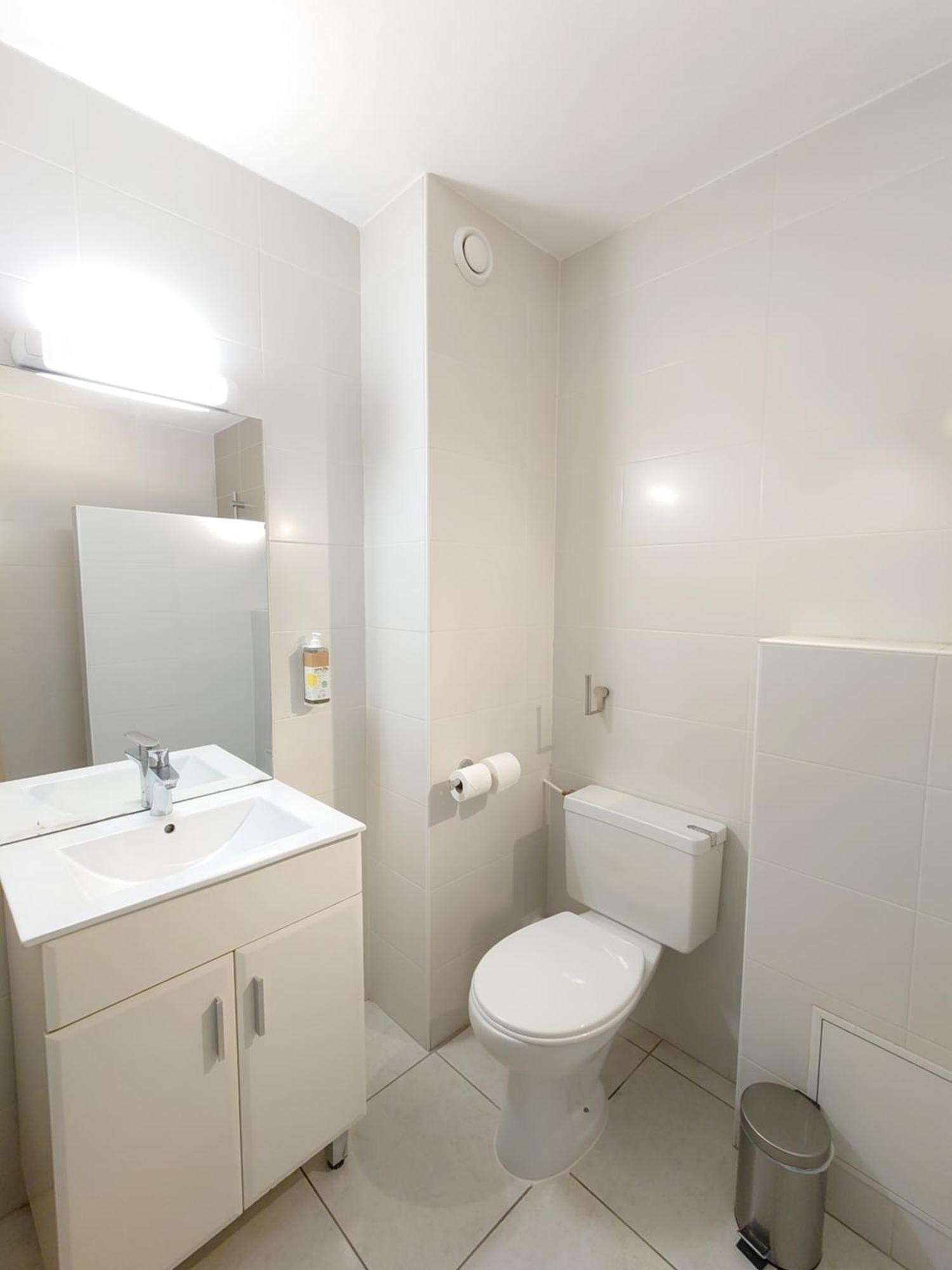 Greet Hotel Grenoble Centre Gare ภายนอก รูปภาพ