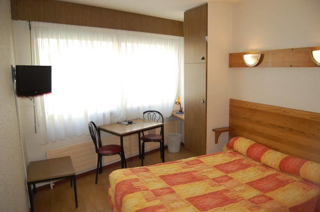 Greet Hotel Grenoble Centre Gare ภายนอก รูปภาพ